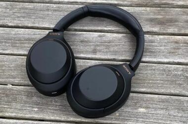 Sony's WH-1000XM5 Noise-Canceling